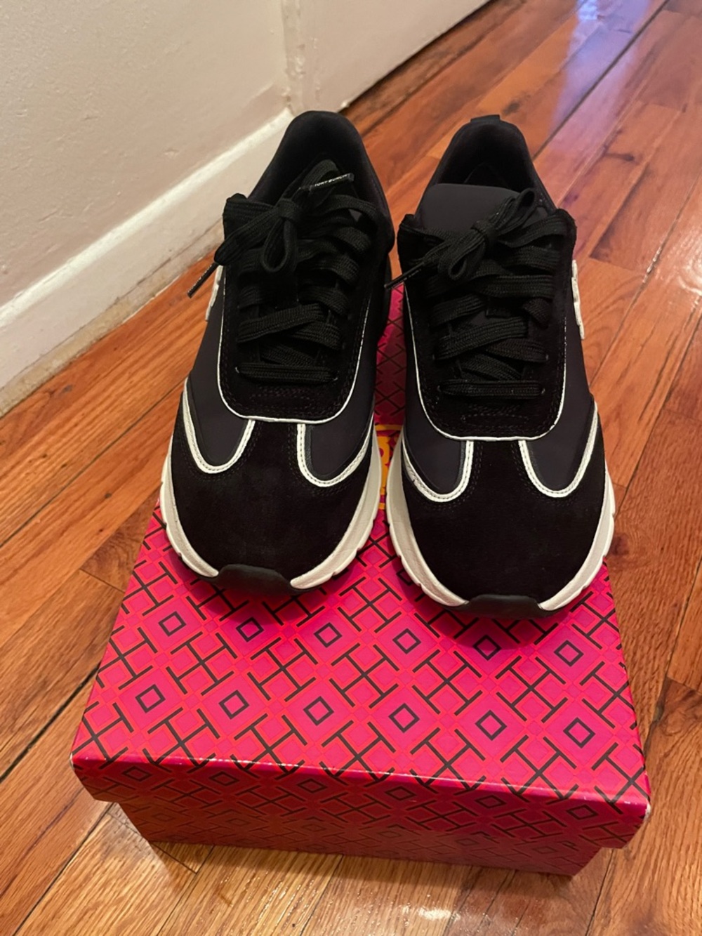 Tory Burch Good Luck Trainer - Picture 5 of 6
